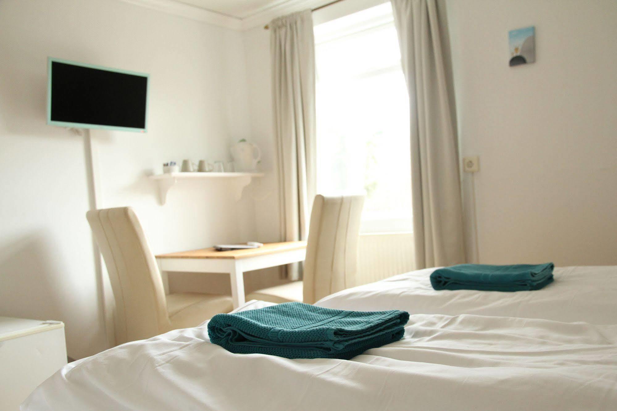 Olga Guesthouse Эгильсстадир Экстерьер фото